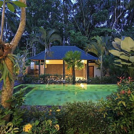 Wates Sari Villa Ubud  Exterior photo