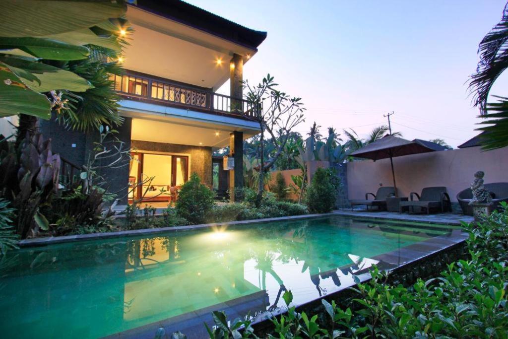 Wates Sari Villa Ubud  Exterior photo